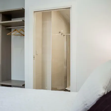 Turisticos Moret 11 - 2b * Caces